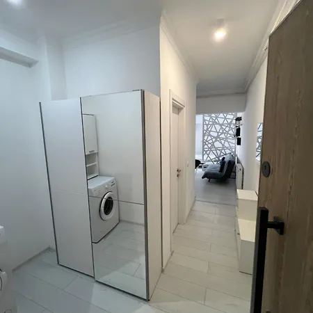 Kitty Sunset * Mamaia