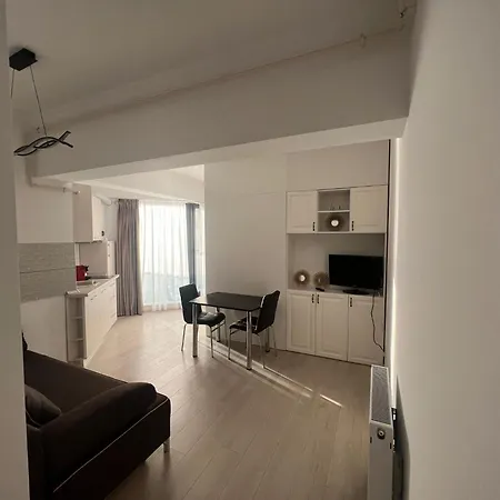 Kitty Sunset * Mamaia