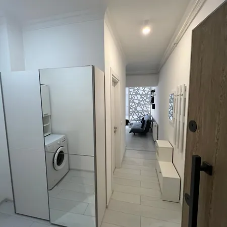 Kitty Sunset * Mamaia