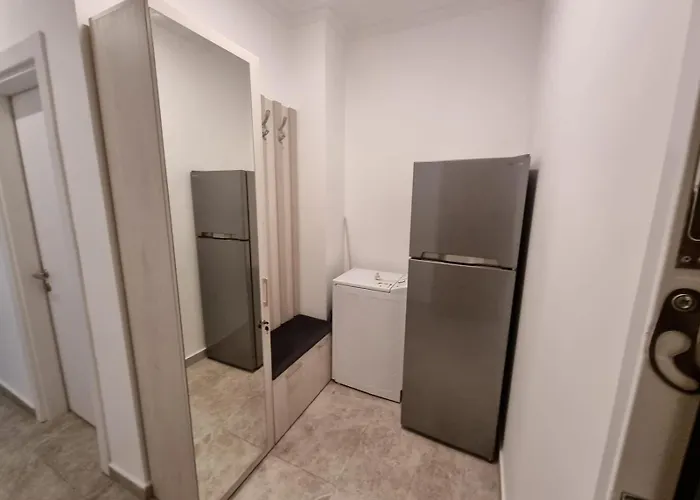 Kitty Sunset Apartman *