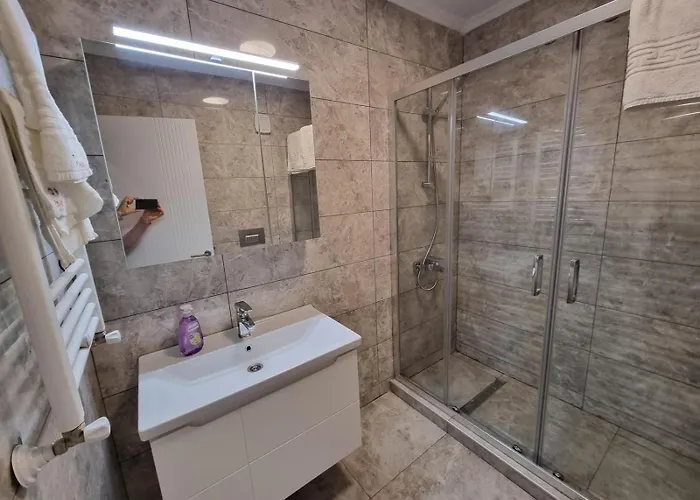 Kitty Sunset Apartman *