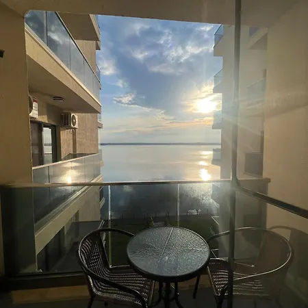 Kitty Sunset Apartmán