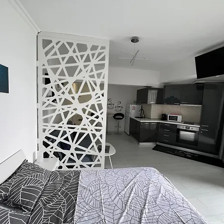 Kitty Sunset Apartmán *